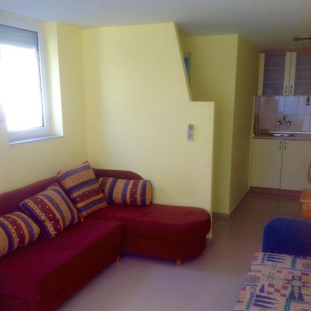 Apartment Byala Kashta Равда Екстер'єр фото