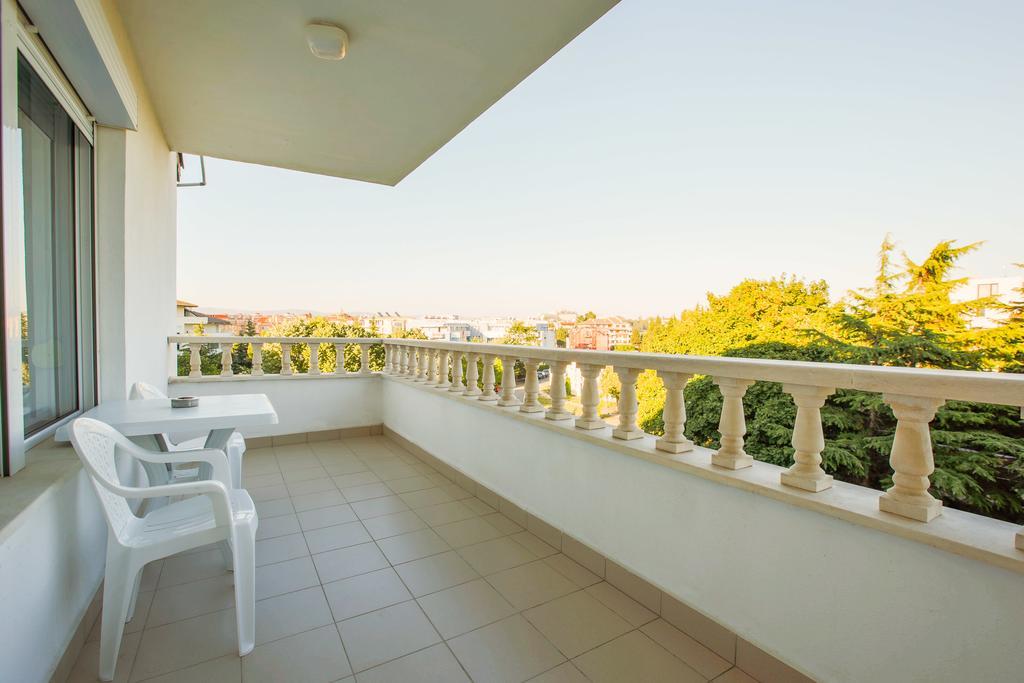 Apartment Byala Kashta Равда Екстер'єр фото
