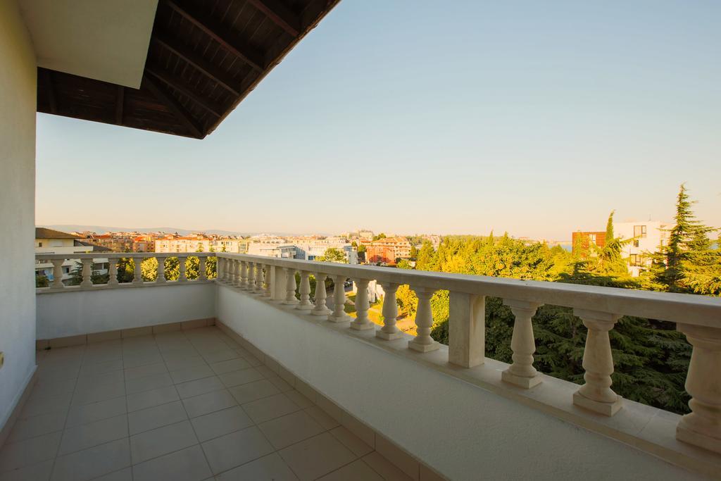 Apartment Byala Kashta Равда Екстер'єр фото
