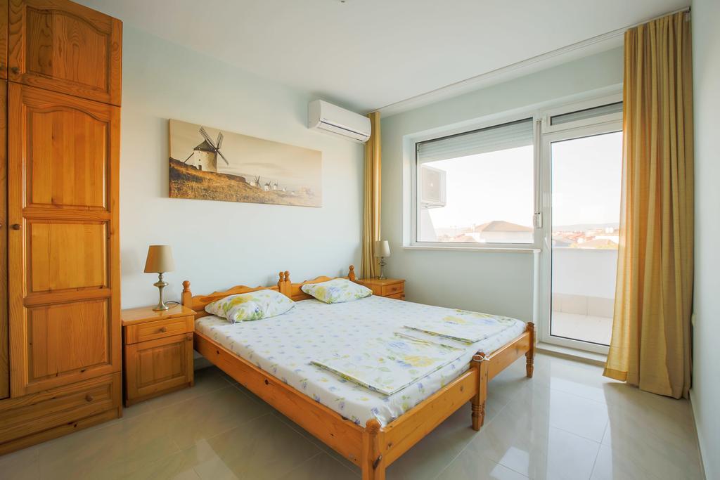 Apartment Byala Kashta Равда Екстер'єр фото