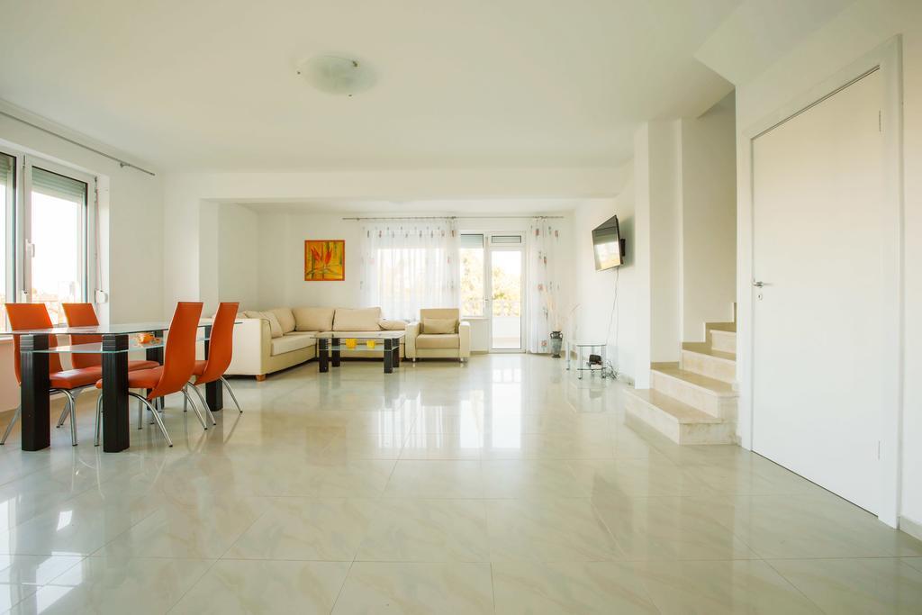 Apartment Byala Kashta Равда Екстер'єр фото