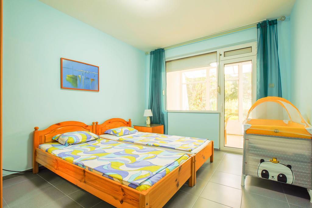 Apartment Byala Kashta Равда Екстер'єр фото