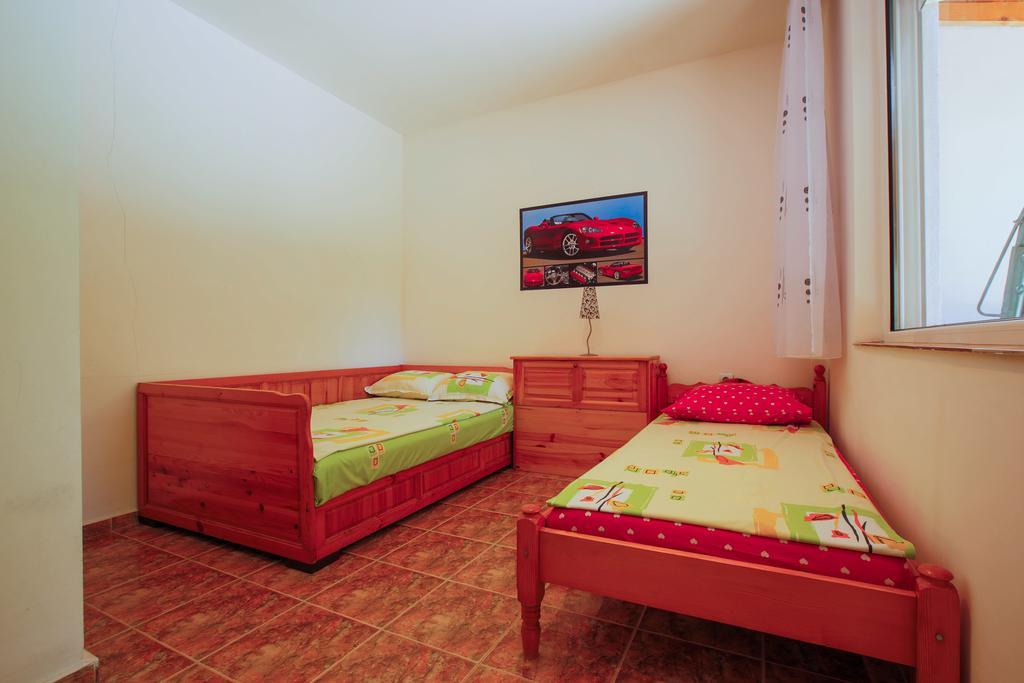 Apartment Byala Kashta Равда Екстер'єр фото